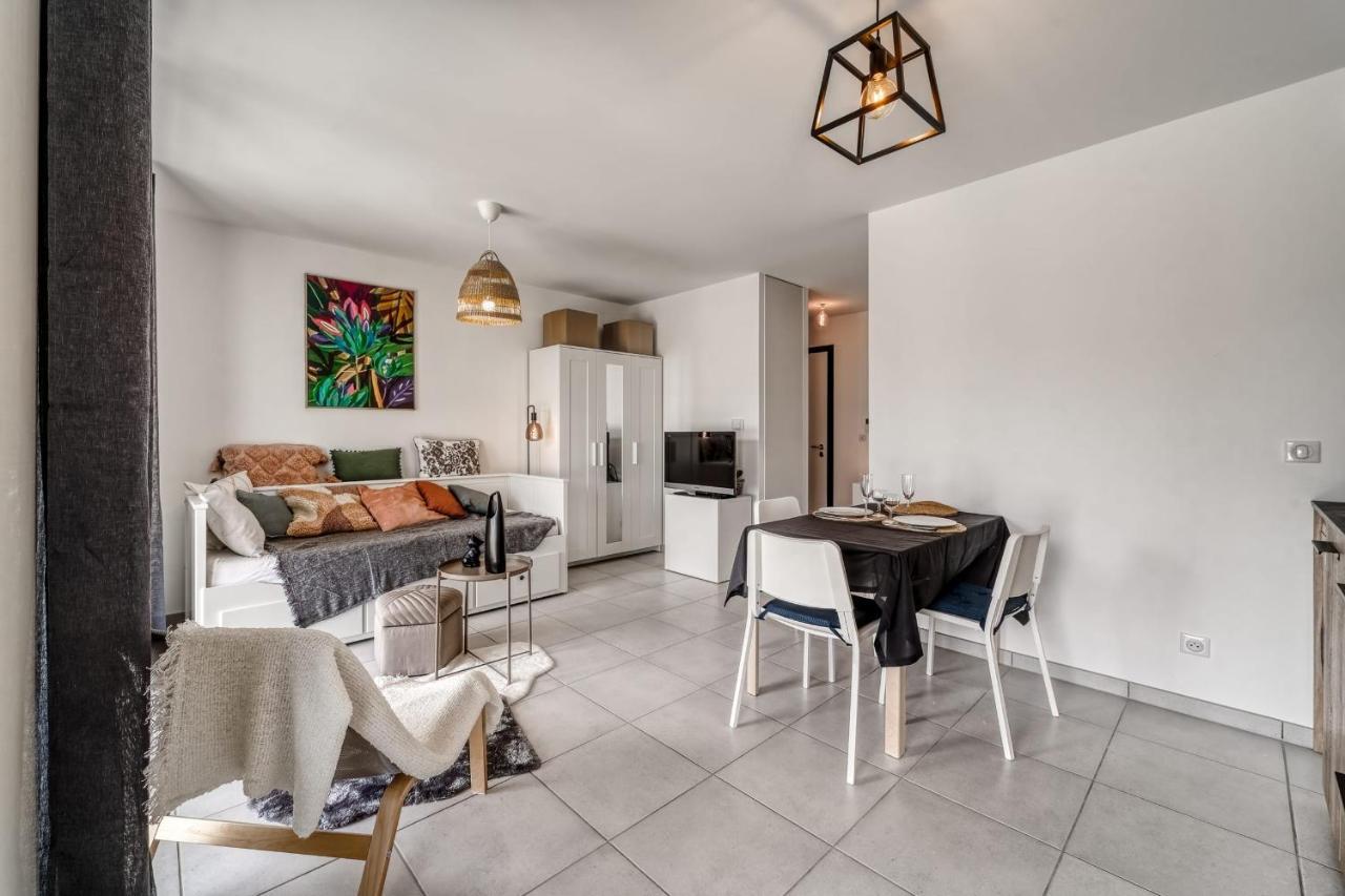 Emergence - Beau T1 pour 2 personnes balcon et garage Annecy Extérieur photo