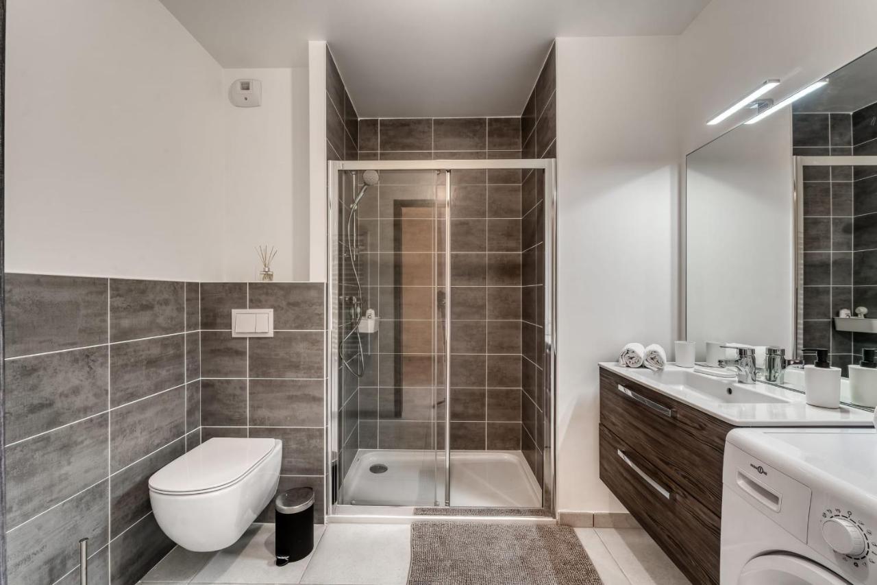 Emergence - Beau T1 pour 2 personnes balcon et garage Annecy Extérieur photo
