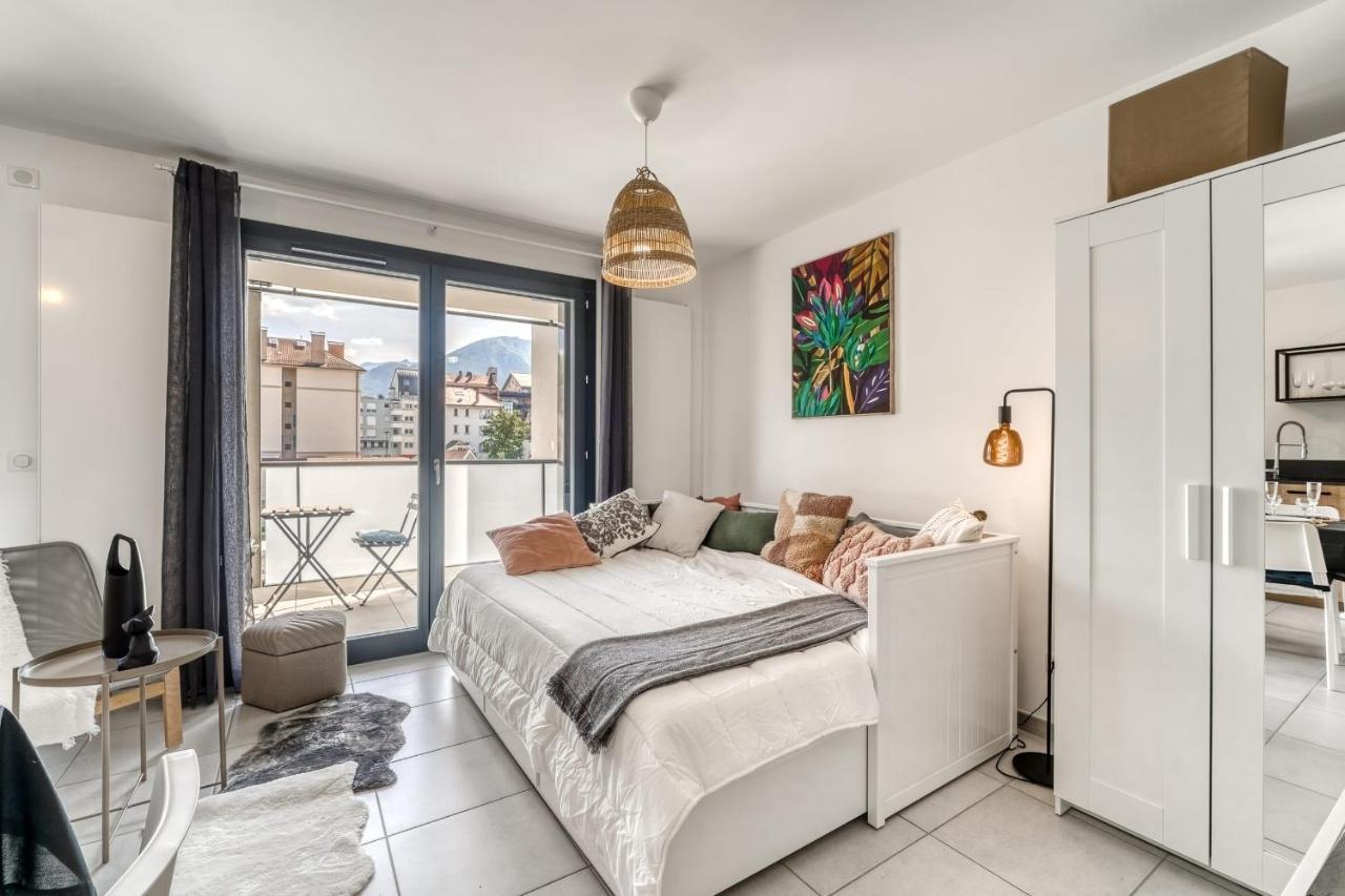 Emergence - Beau T1 pour 2 personnes balcon et garage Annecy Extérieur photo